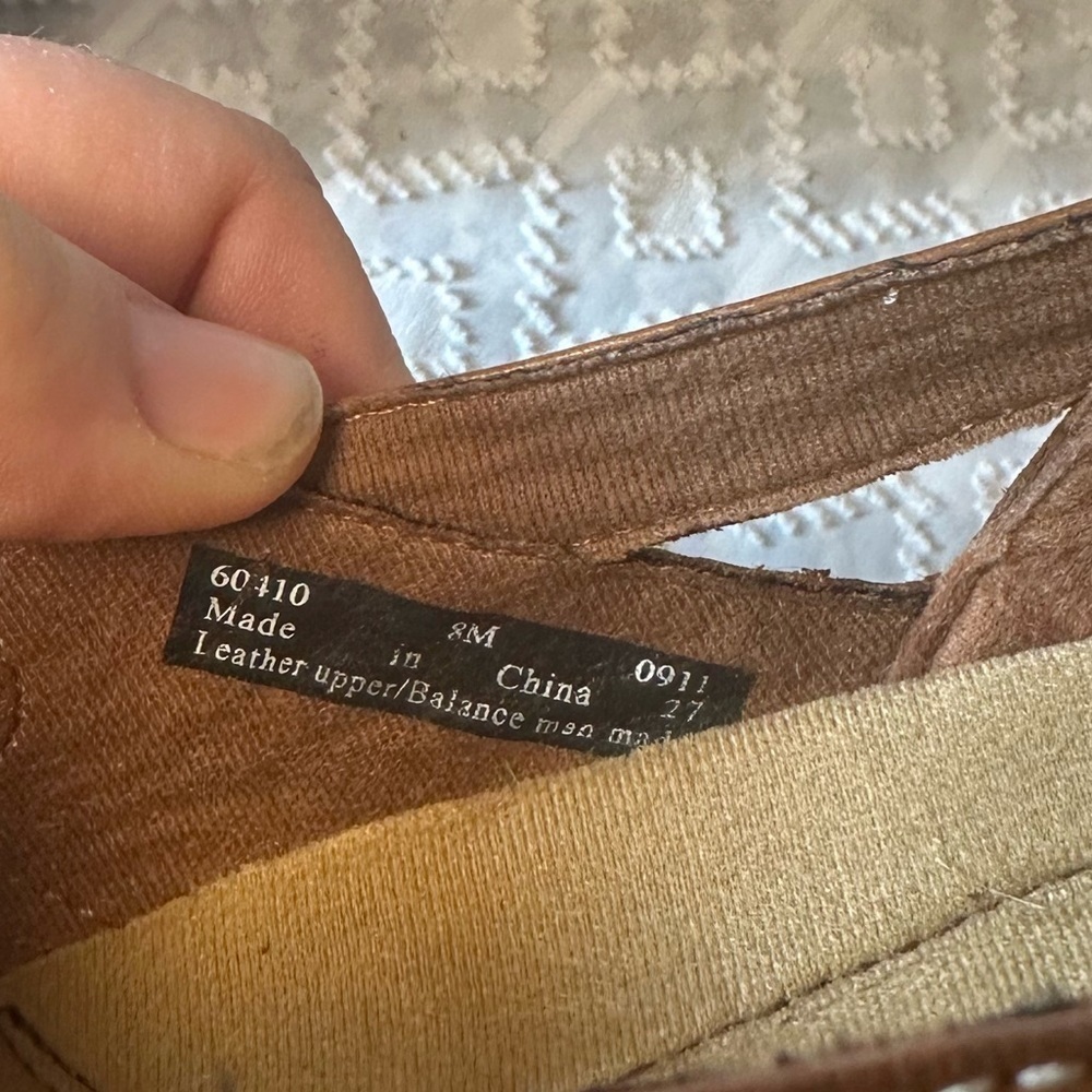 Clark’s Bendable Tan Leather Mary Jane Women’s Shoes Size 8 M - Picture 9 of 9